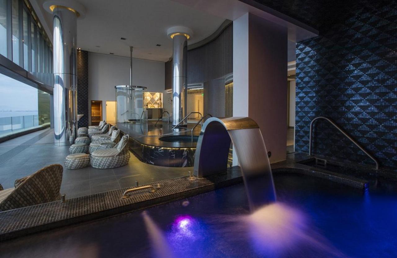 At Garza Blanca Preserve & 5*