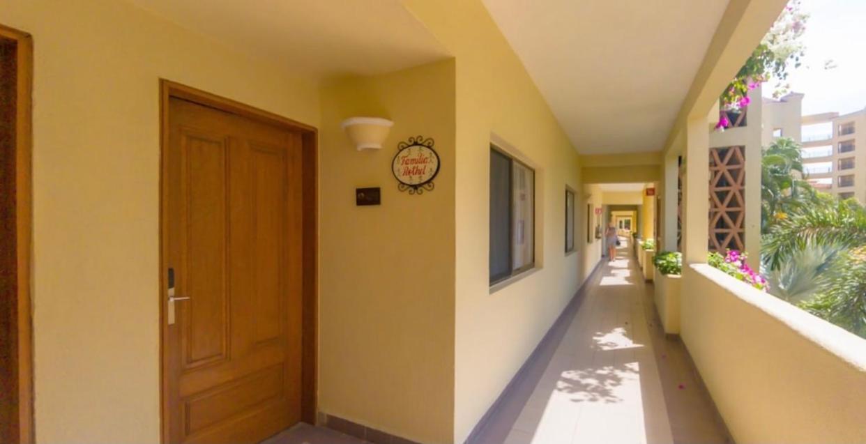 Velas Vallarta Apartahotel 2*