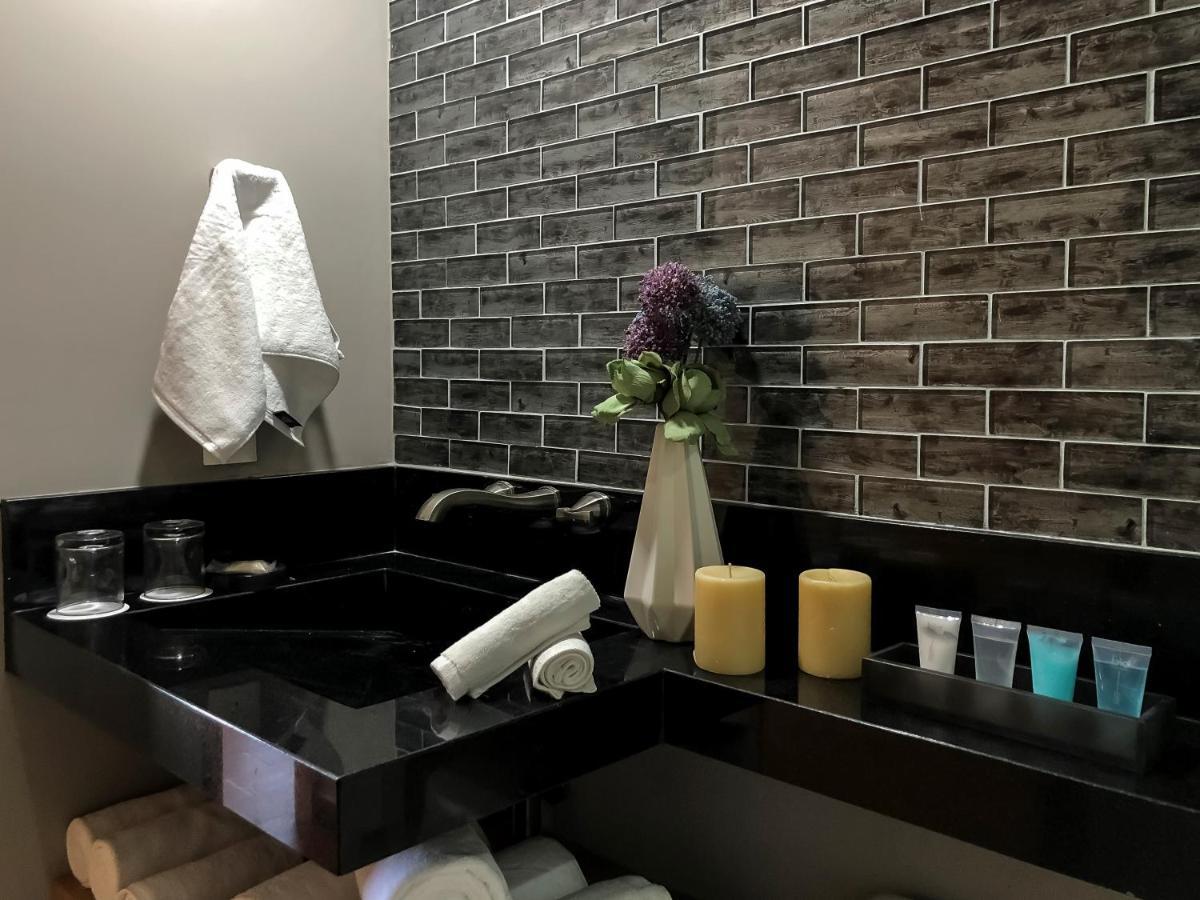 Apartahotel Pinnacle 179 - Adults Only 4*