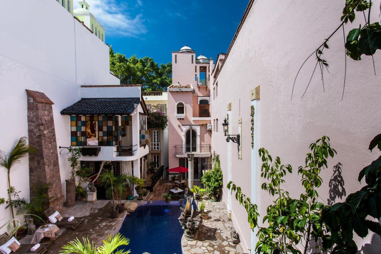 Garlands Del Rio Riverside Boutique Bed and breakfast Puerto Vallarta