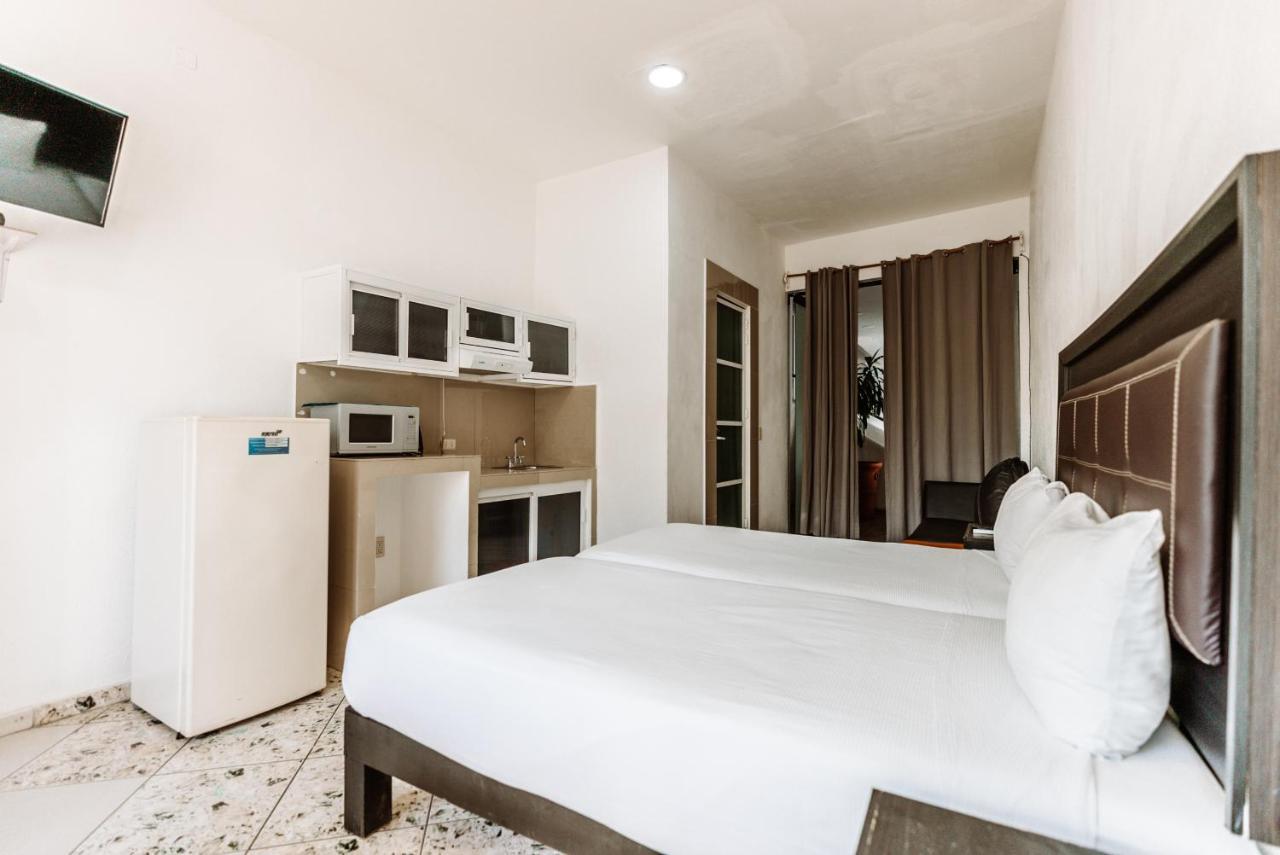 Loft Malecón Vallarta Hotel 2*