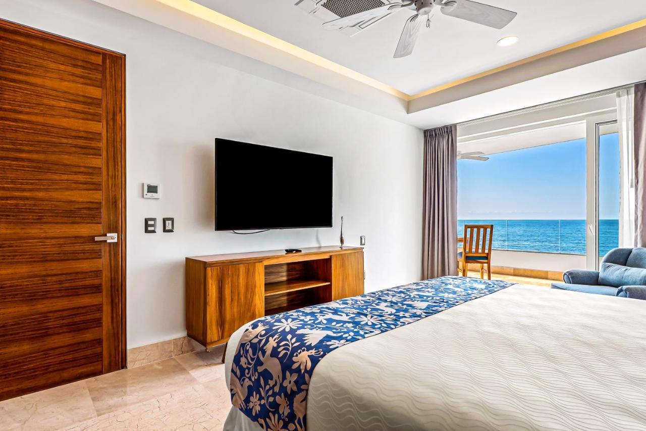 Blue Horizon 204 Apartment