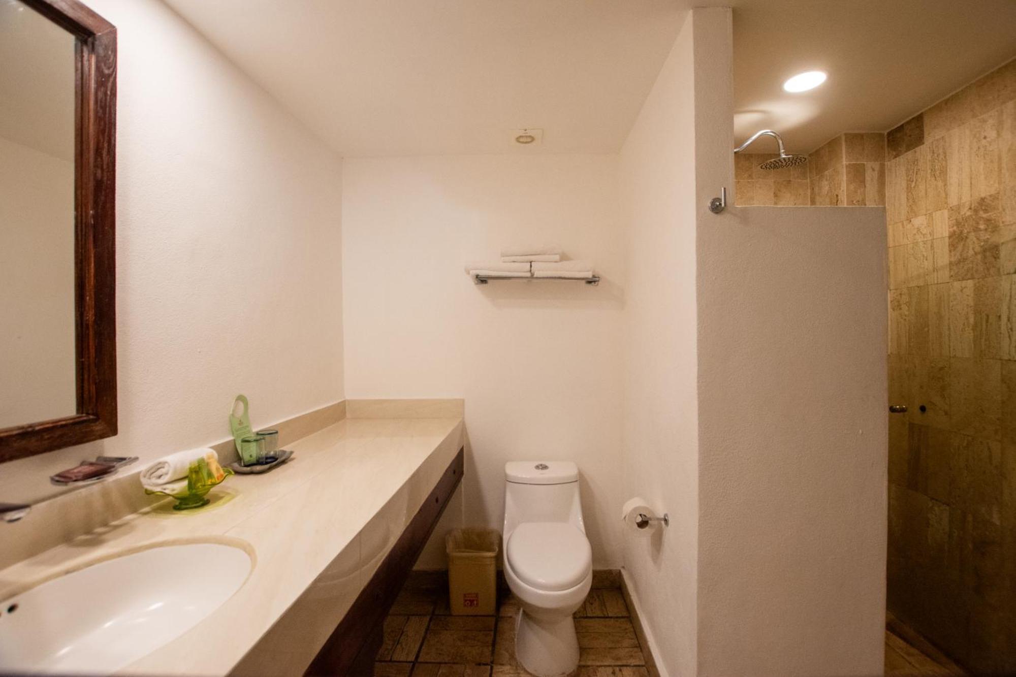 Hacienda Buenaventura Hotel&mexican Charm -