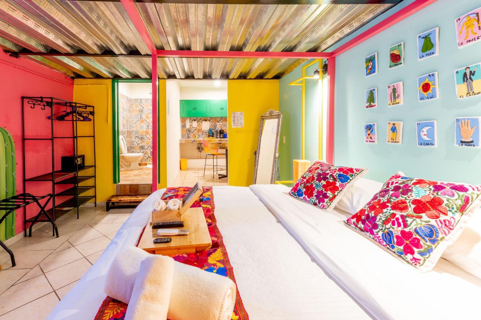 Casa Colibri Malecon Habitación en casa particular