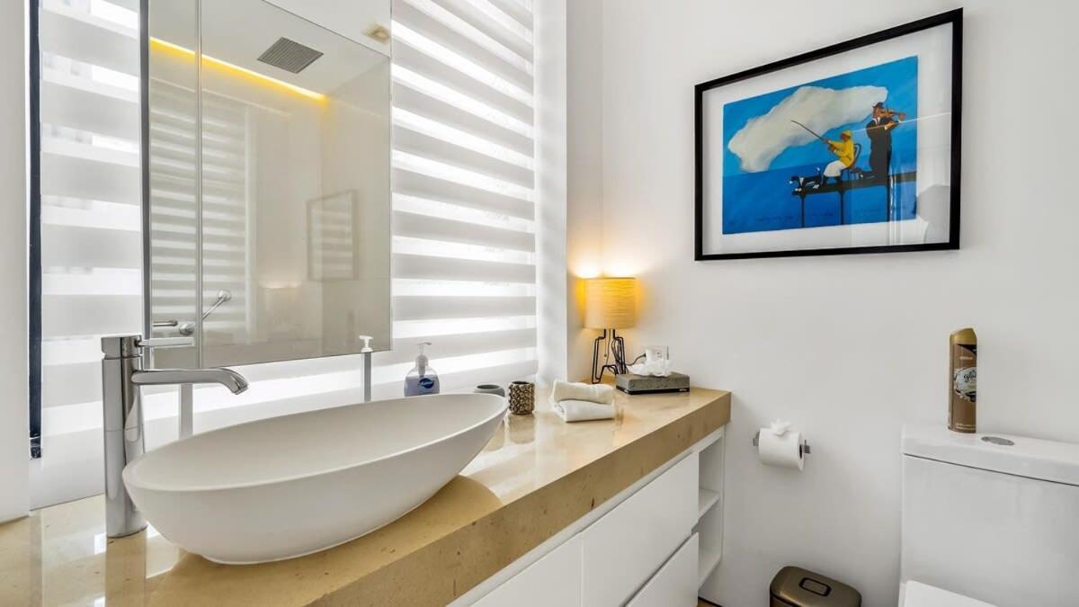 Pier 57 - Luxurious In Zona Romantica - 5 Min Away From Apartment *