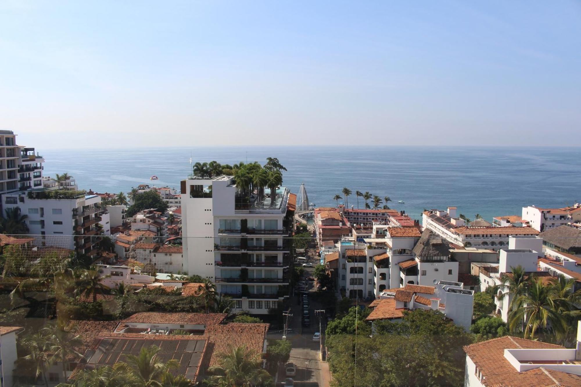 Apartamento Sail View 105 Vallarta, Ocean View