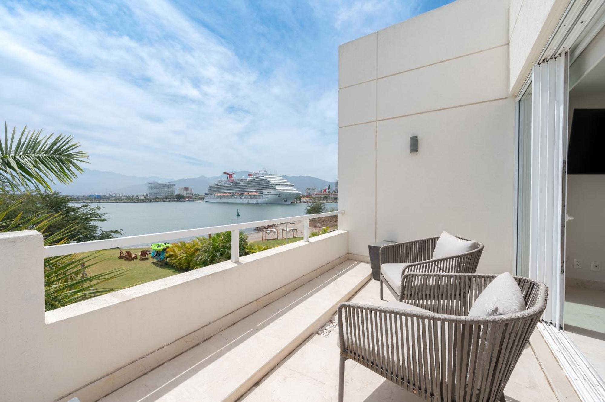 Apartahotel Capitalia - Tres Mares Residences & Marina *