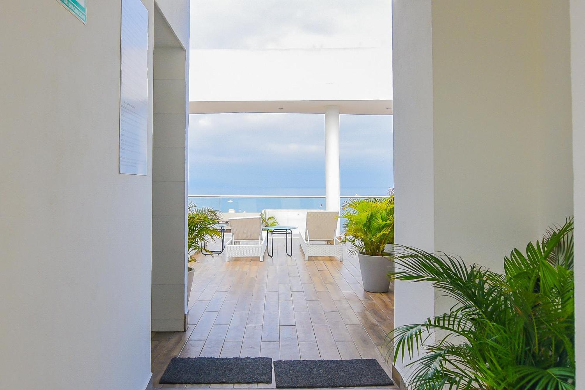New Roof Pool Hot Tub Lounge Playa De Oro View *