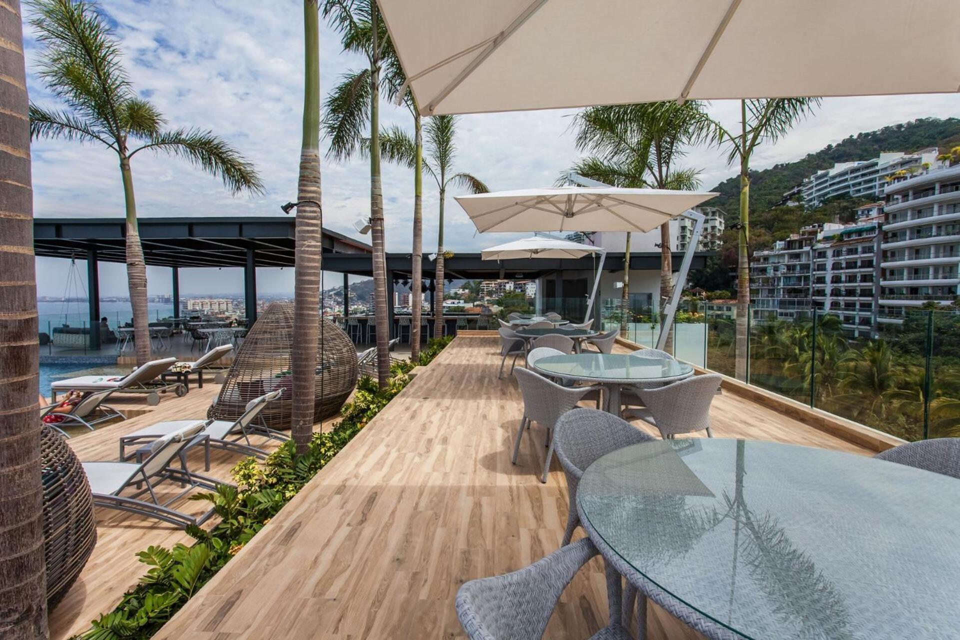 3 Bedroom Sayan 2500 Sf Luxury Oceanfront Apartamento