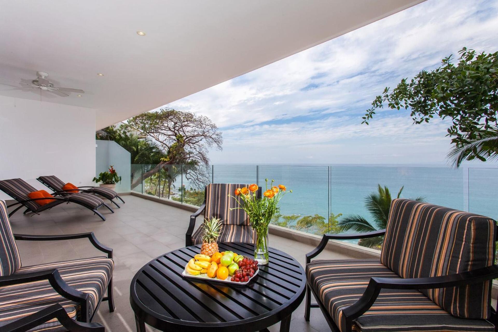 3 Bedroom Sayan 2500 Sf Luxury Oceanfront Apartamento *