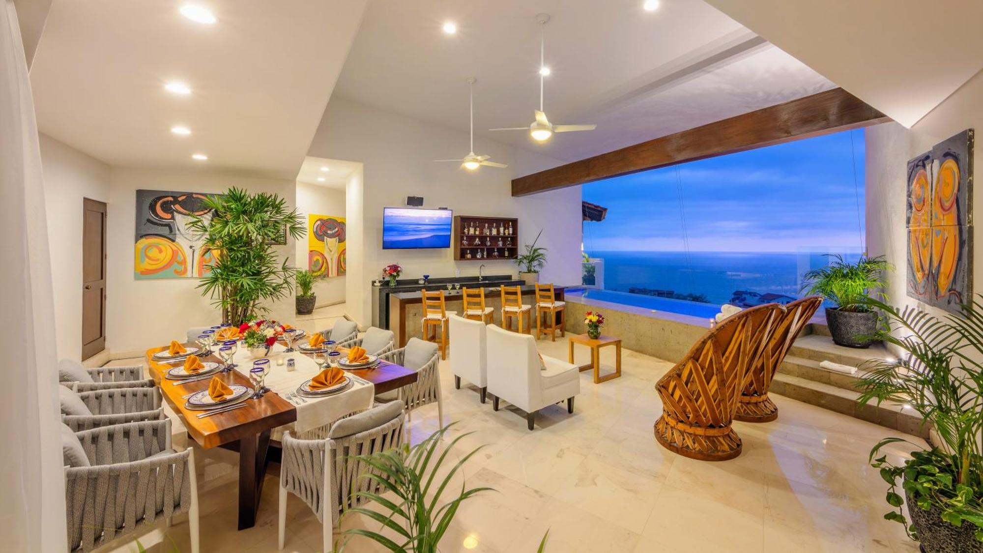 Divina Luxury Hotel 5*