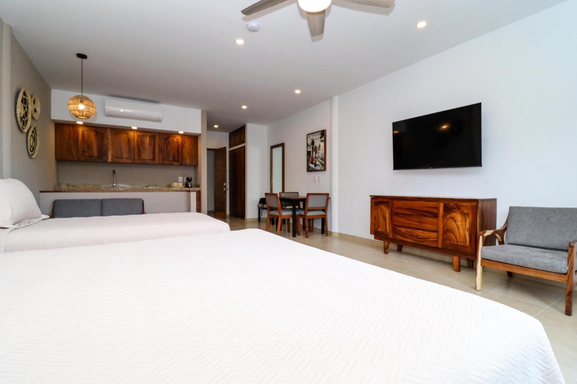 Hotel River Park