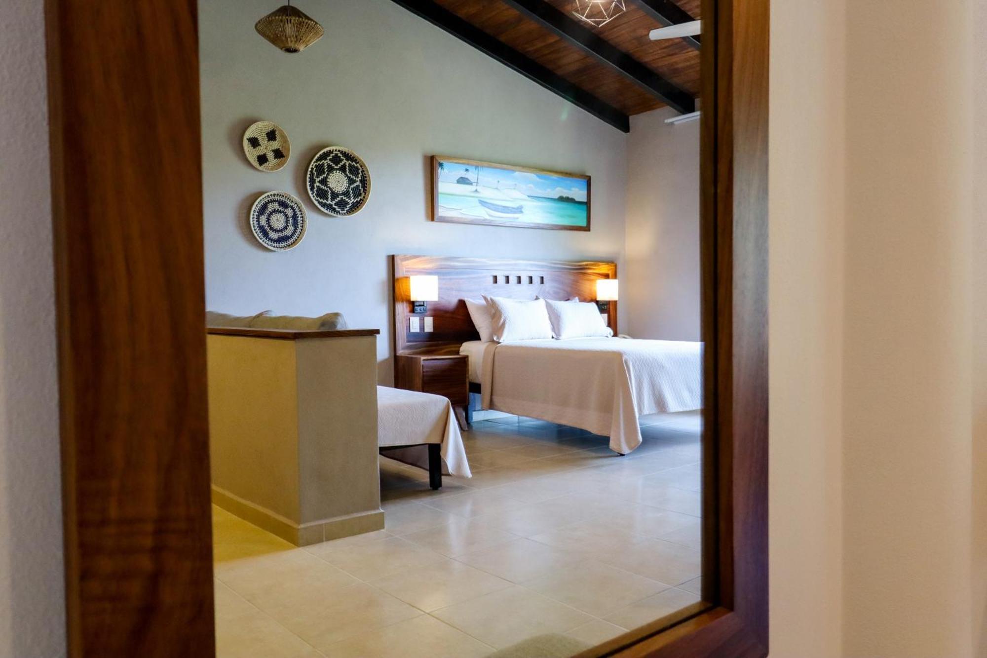 Hotel River Park 4*