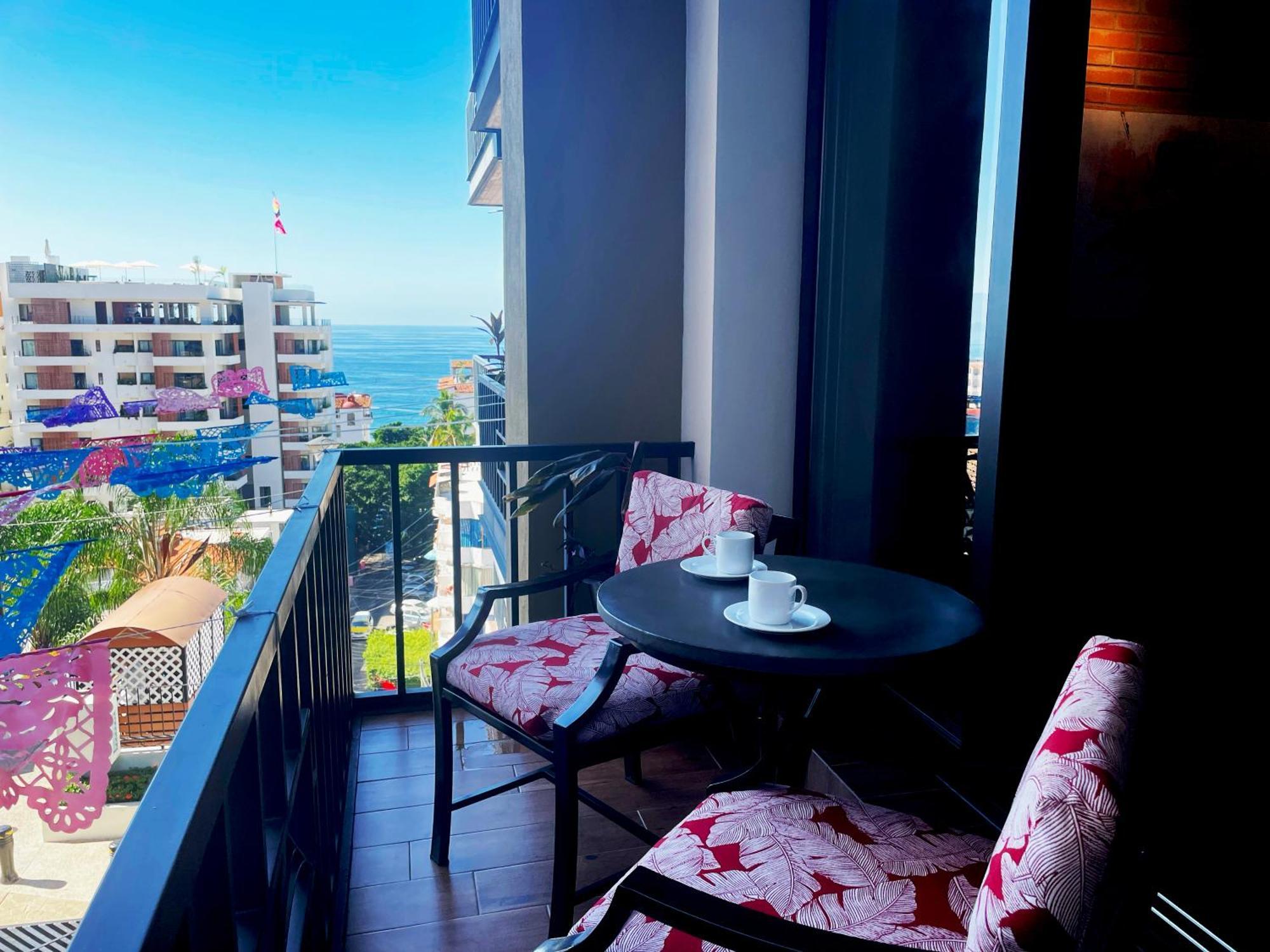 Apartahotel Pinnacle 179 - Adults Only 4*