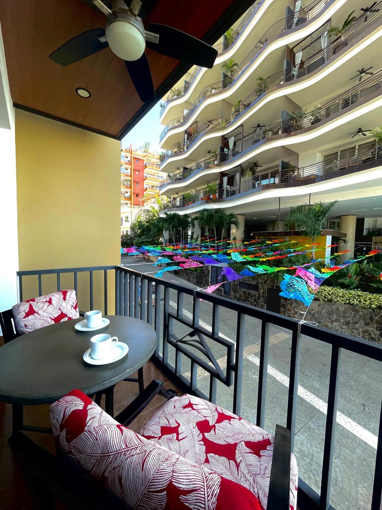 Apartahotel Pinnacle 179 - Adults Only Puerto Vallarta