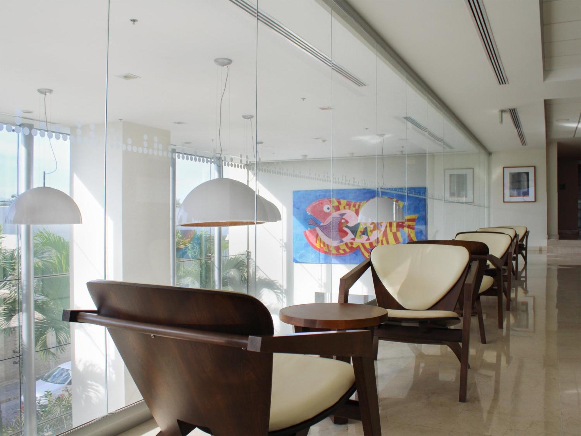 Express By Ihg 4*