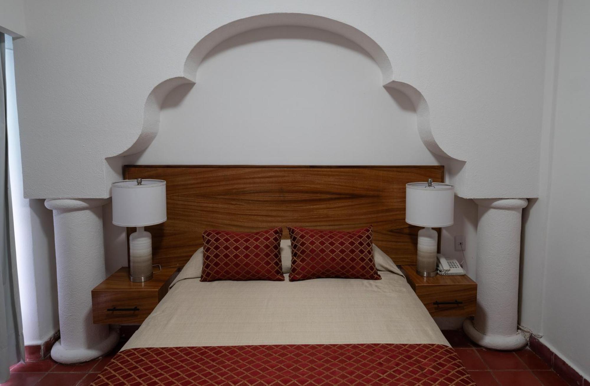 Encino Malecon Centro 3* Puerto Vallarta