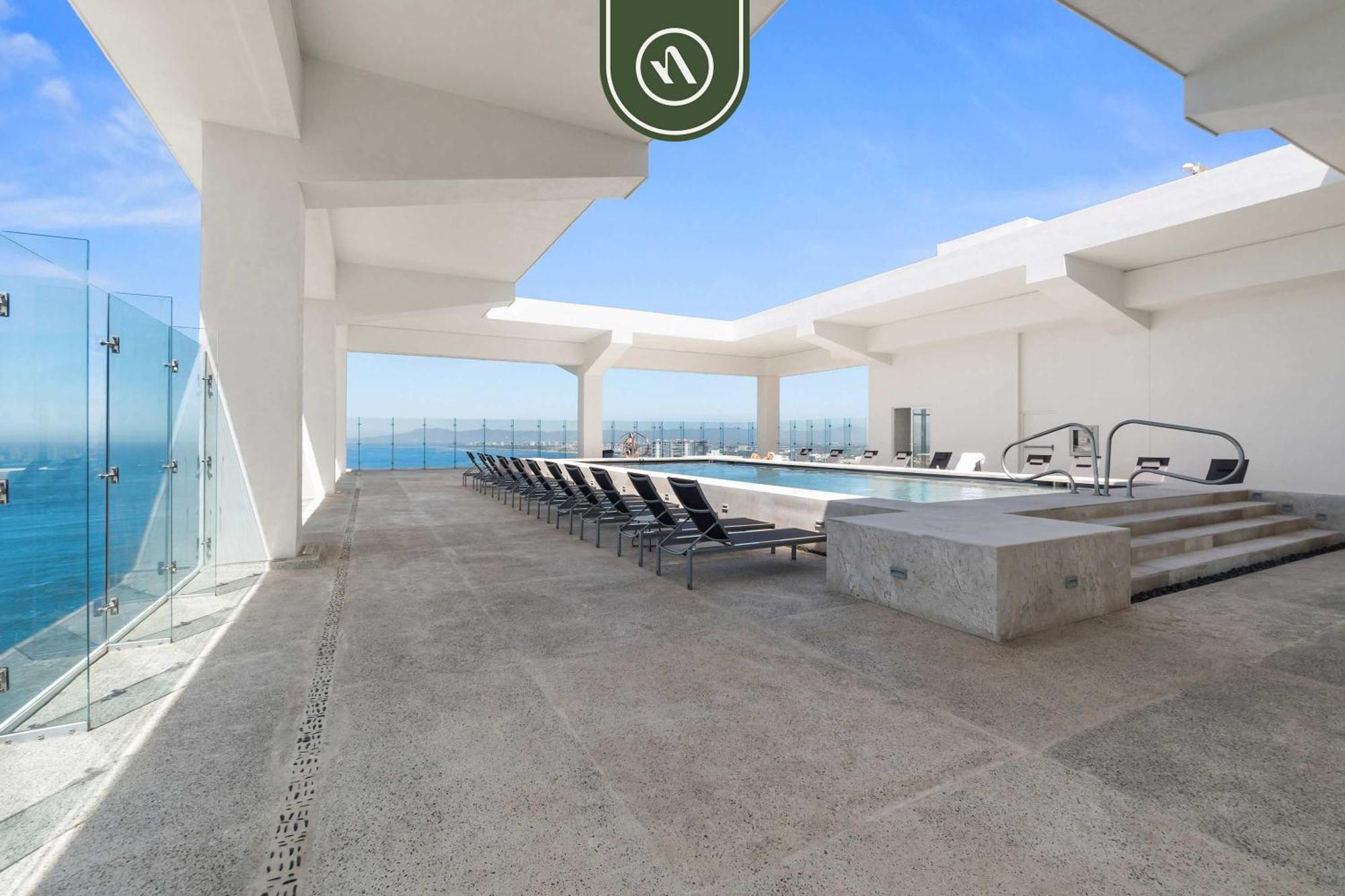Amazing With Ocean View - King Bed