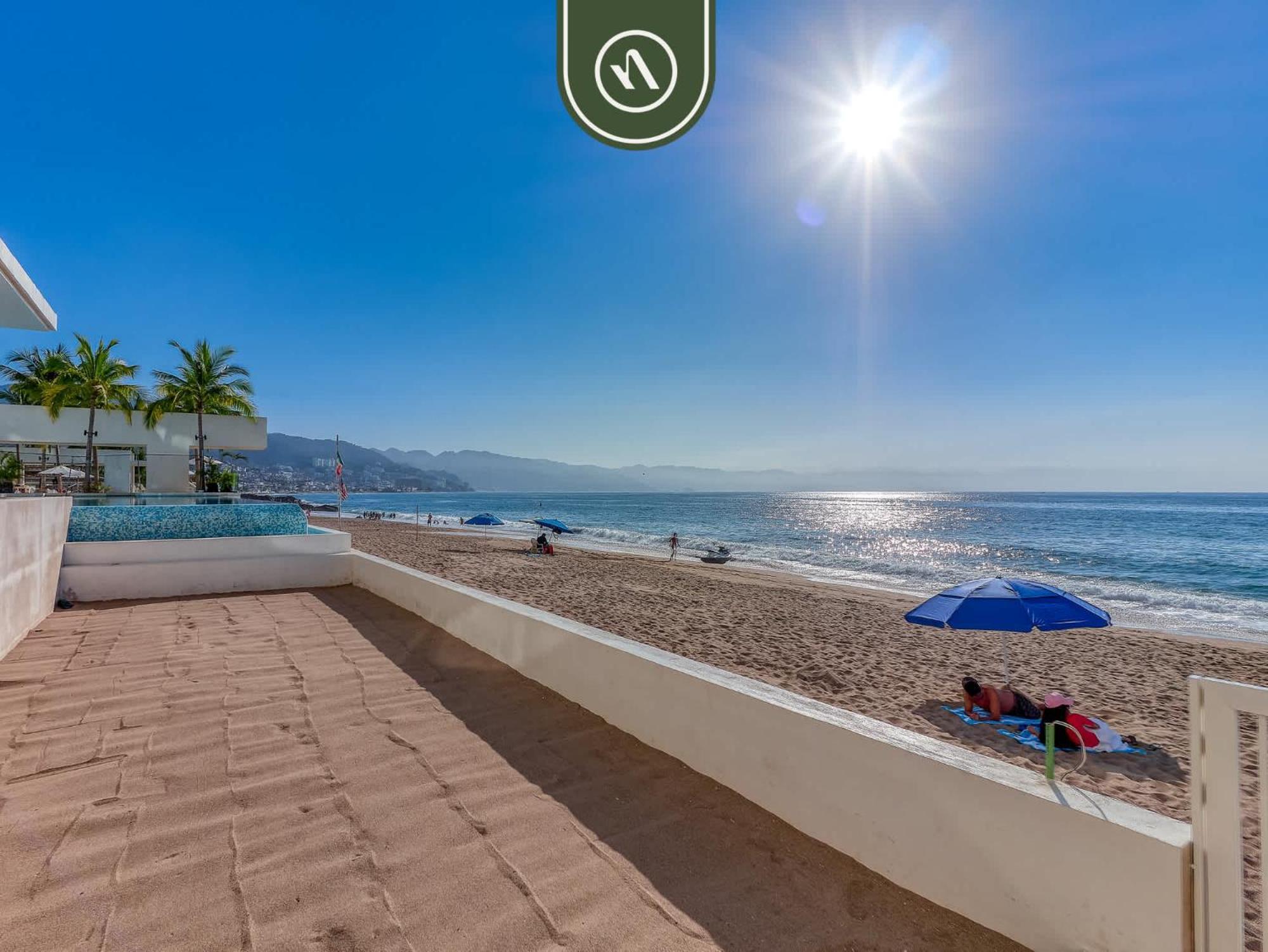 Amazing With Ocean View - King Bed Apartment *