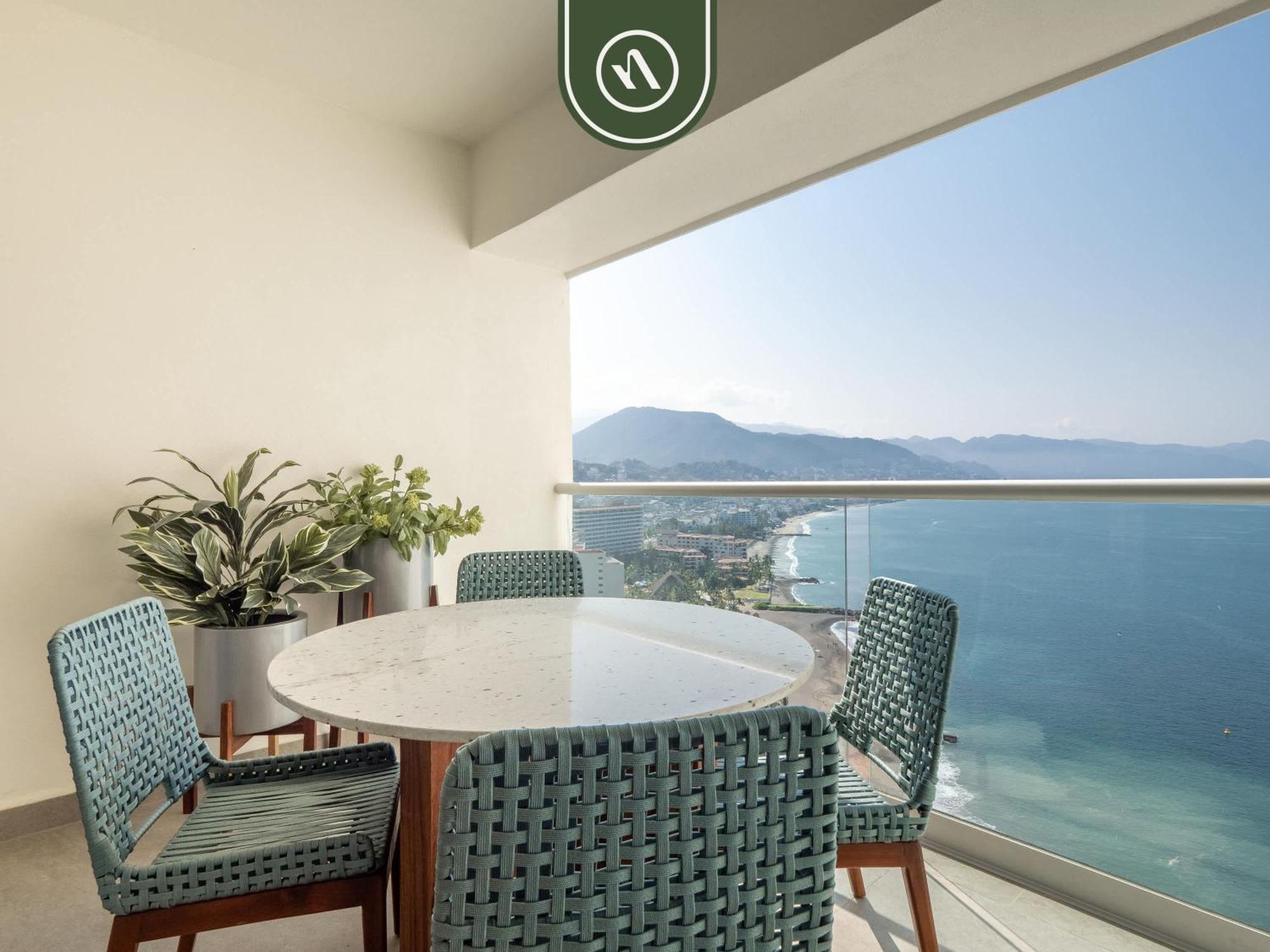 Amazing With Ocean View - King Bed
