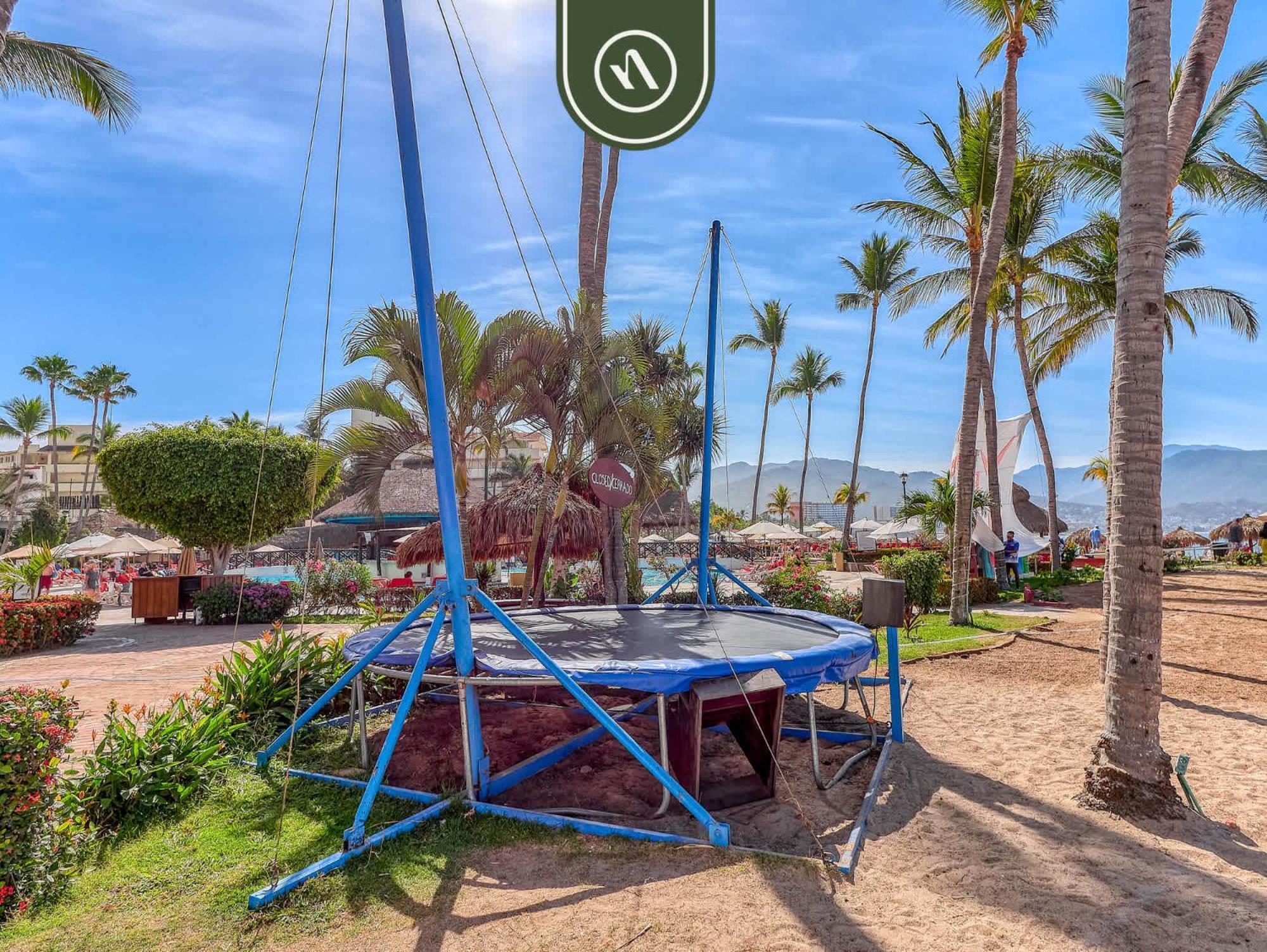 Apartment Oceanview 1 Bedroom 3 Min Away To The *
