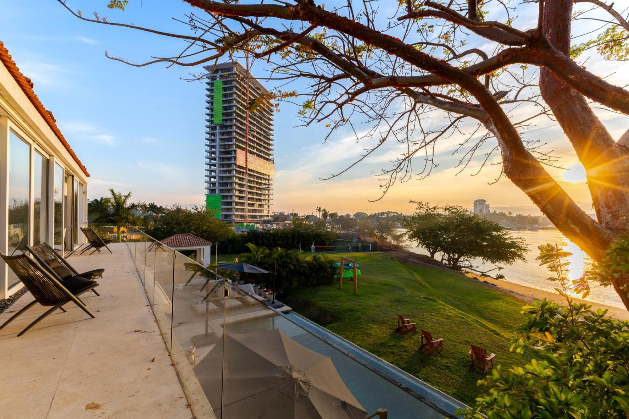 Aparthotel Capitalia Tres Mares Residences & Marina Puerto Vallarta