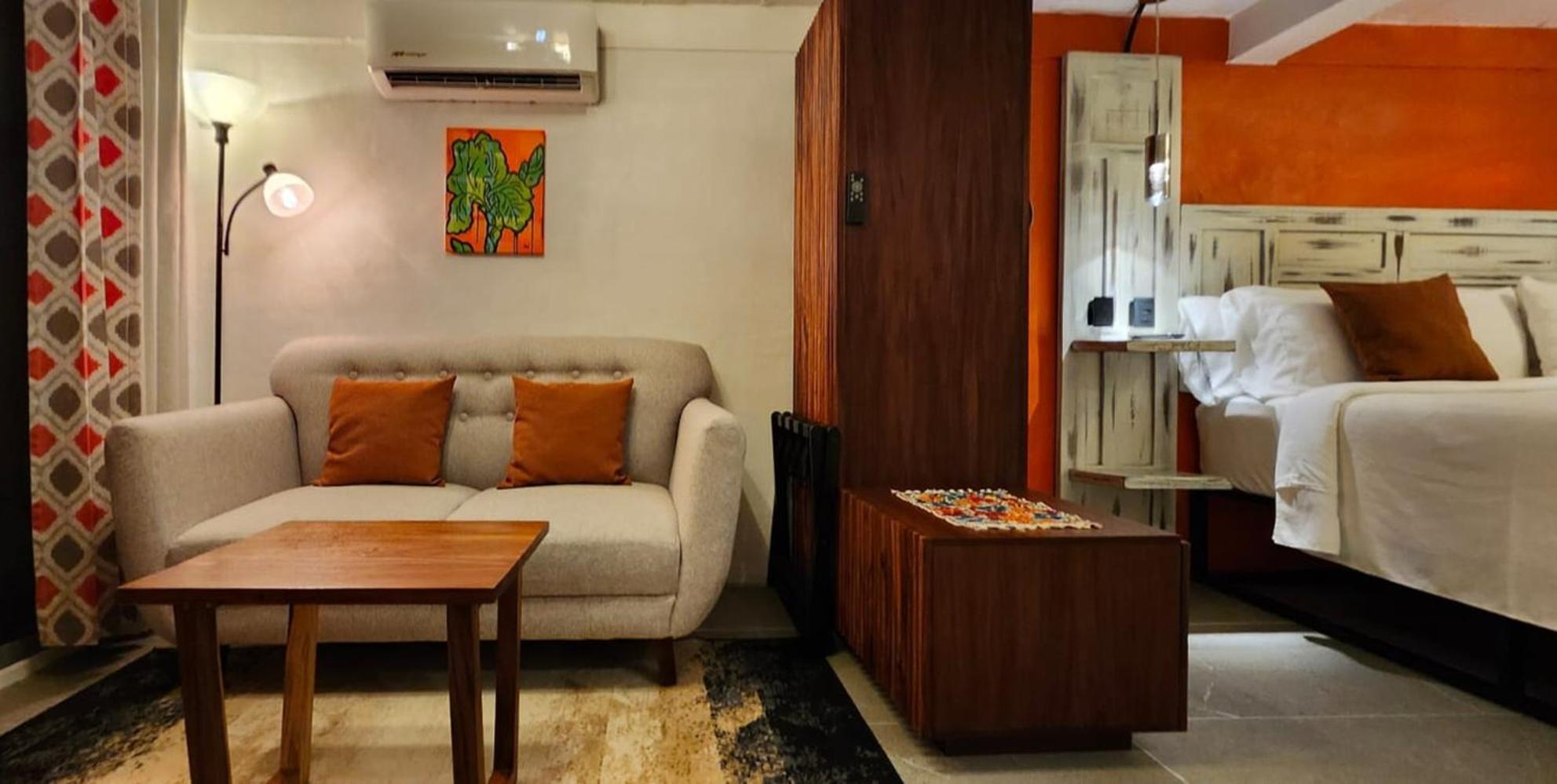 Zonaz Boutique