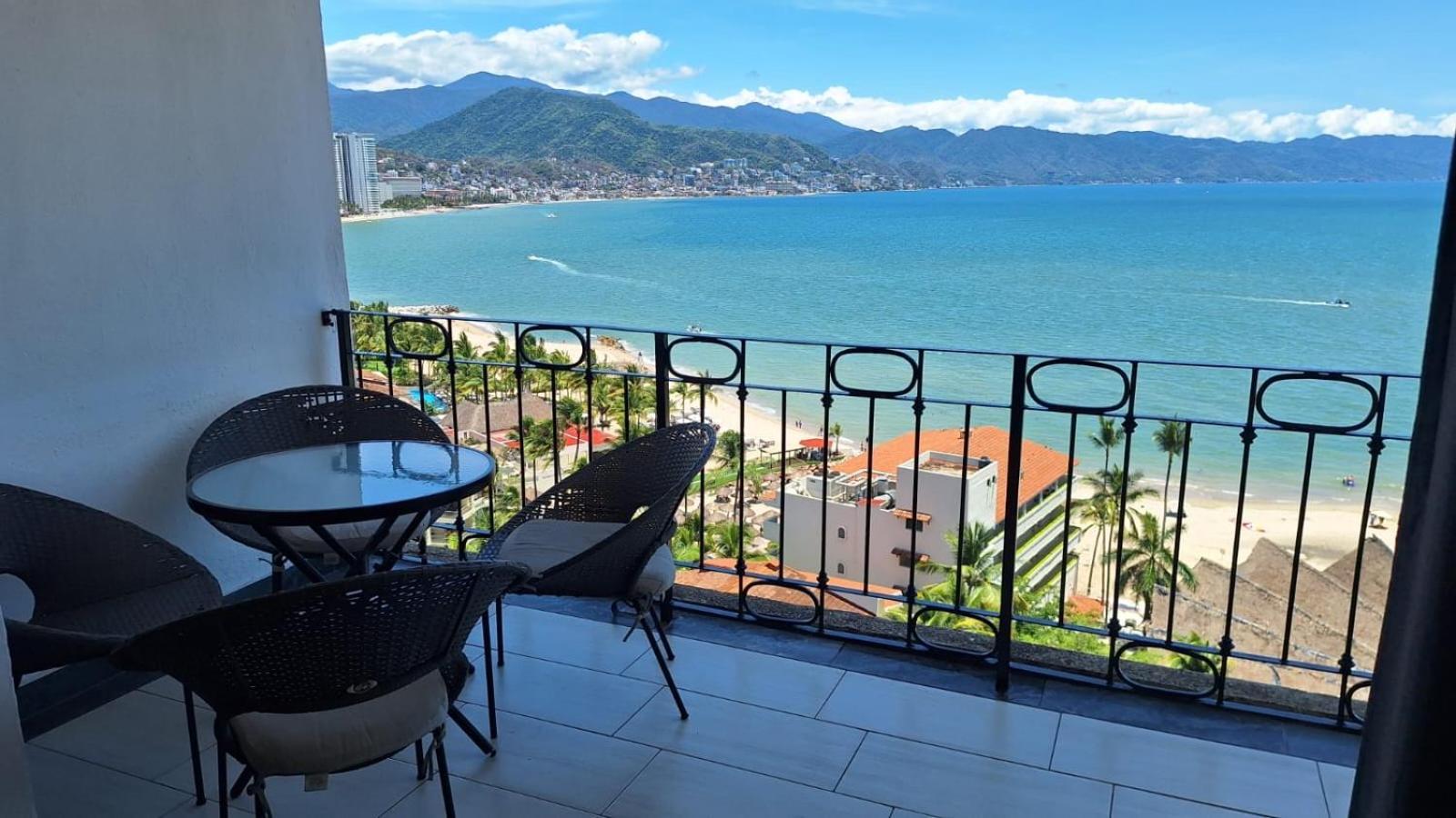 Frente Al Mar Aparthotel *