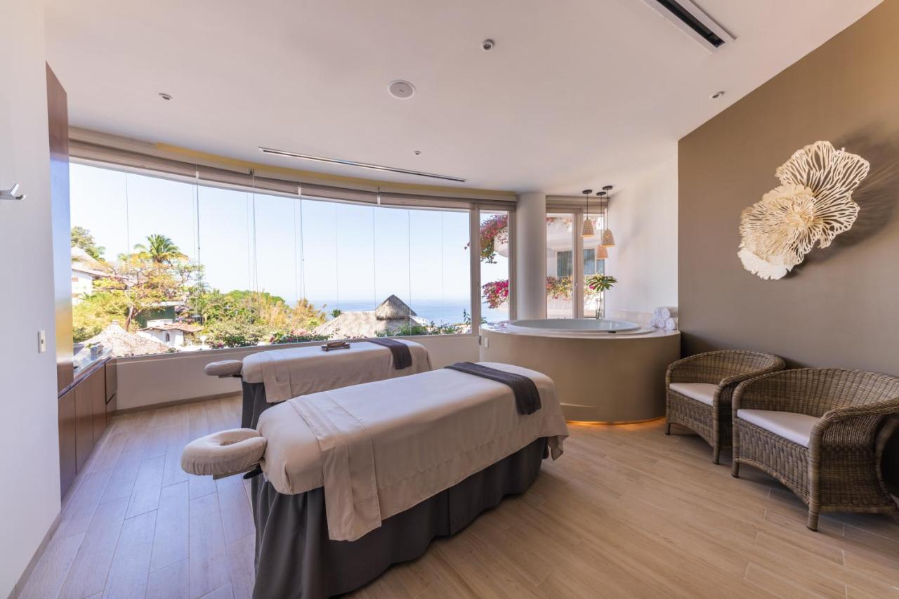 Residences By Grand Miramar Hotel