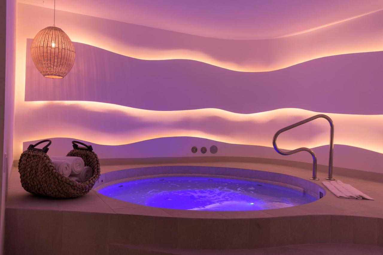 Residences By Grand Miramar Hotel 4*