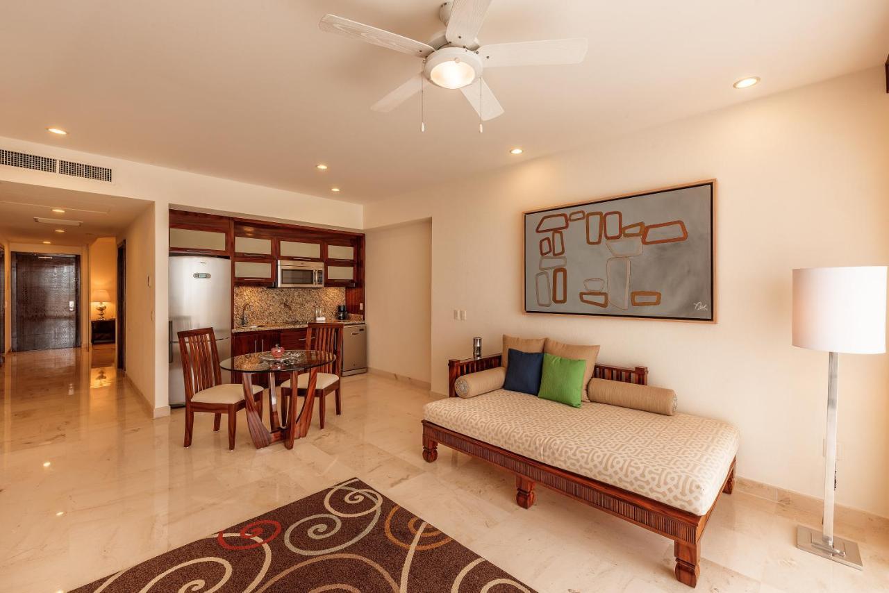 Residences By Grand Miramar