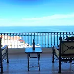 Casa Del Eclipse