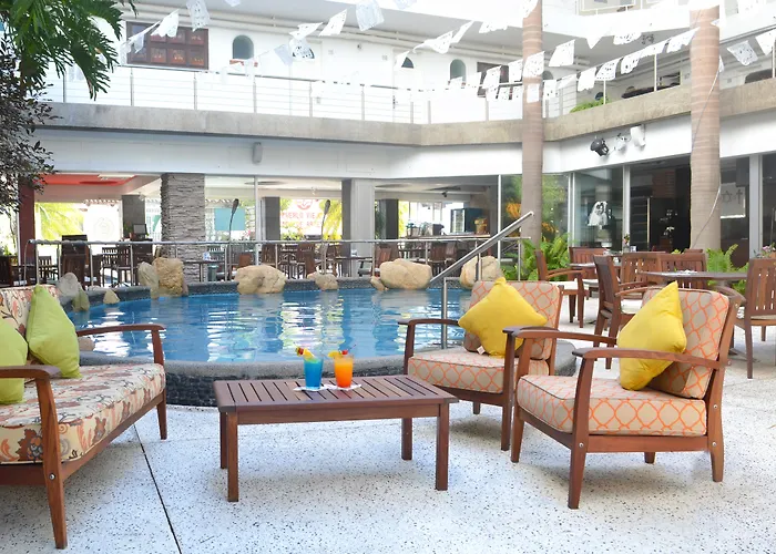 Hotel Río Malecón