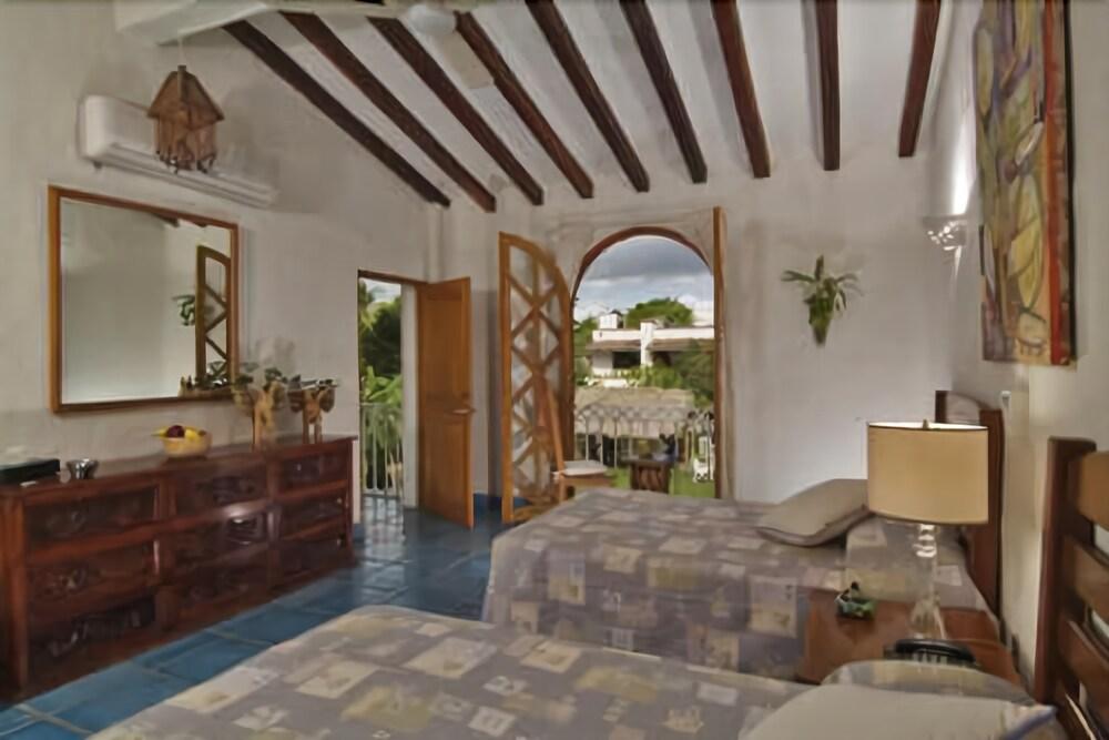 Casa Tukari Colonial House Hotel Puerto Vallarta