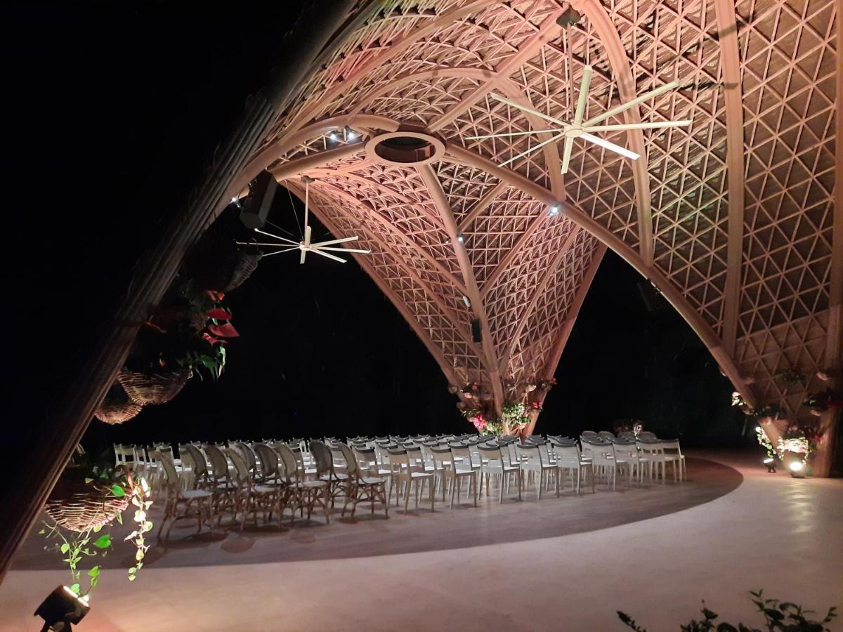 At Garza Blanca Preserve Resort&spa