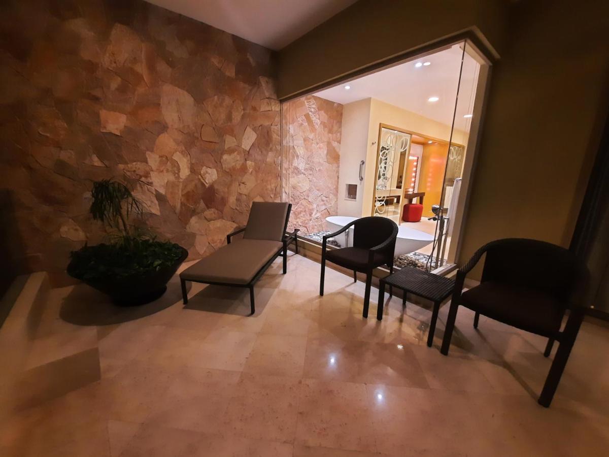 At Garza Blanca Preserve Resort&spa
