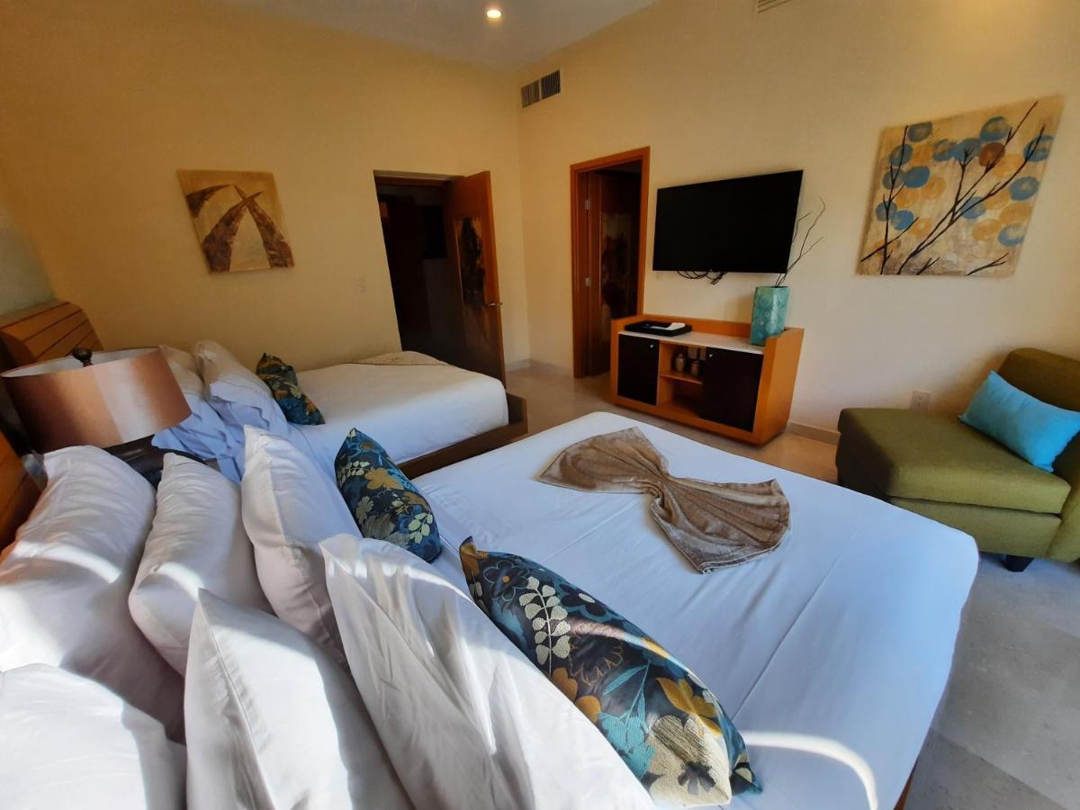 At Garza Blanca Preserve Resort&spa