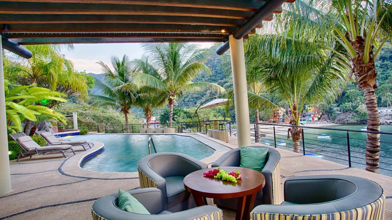 Luna With Two King Size Beds, With Walk Out Terrace Overlooking The
