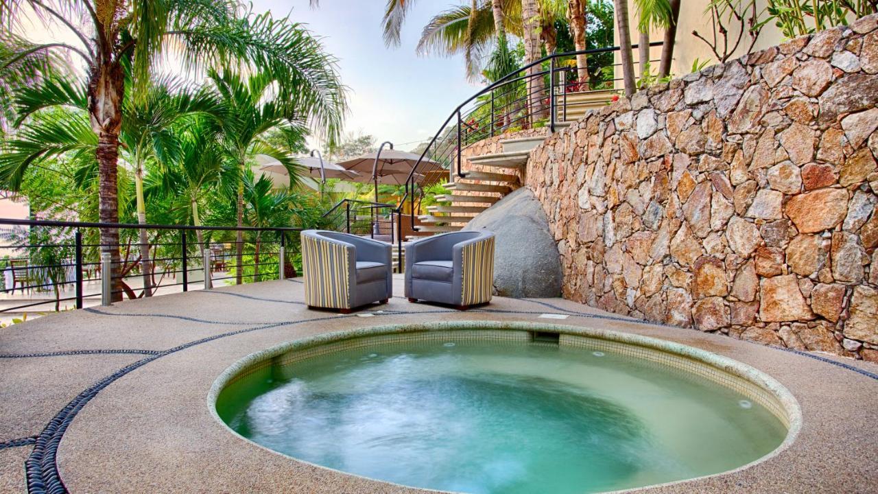 Luna With Two King Size Beds, With Walk Out Terrace Overlooking The *