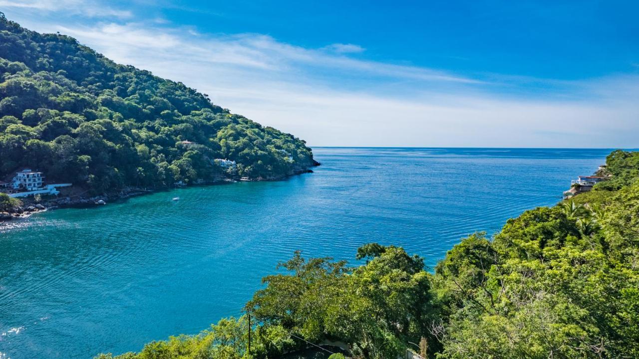 Luna With Two King Size Beds, With Walk Out Terrace Overlooking The *