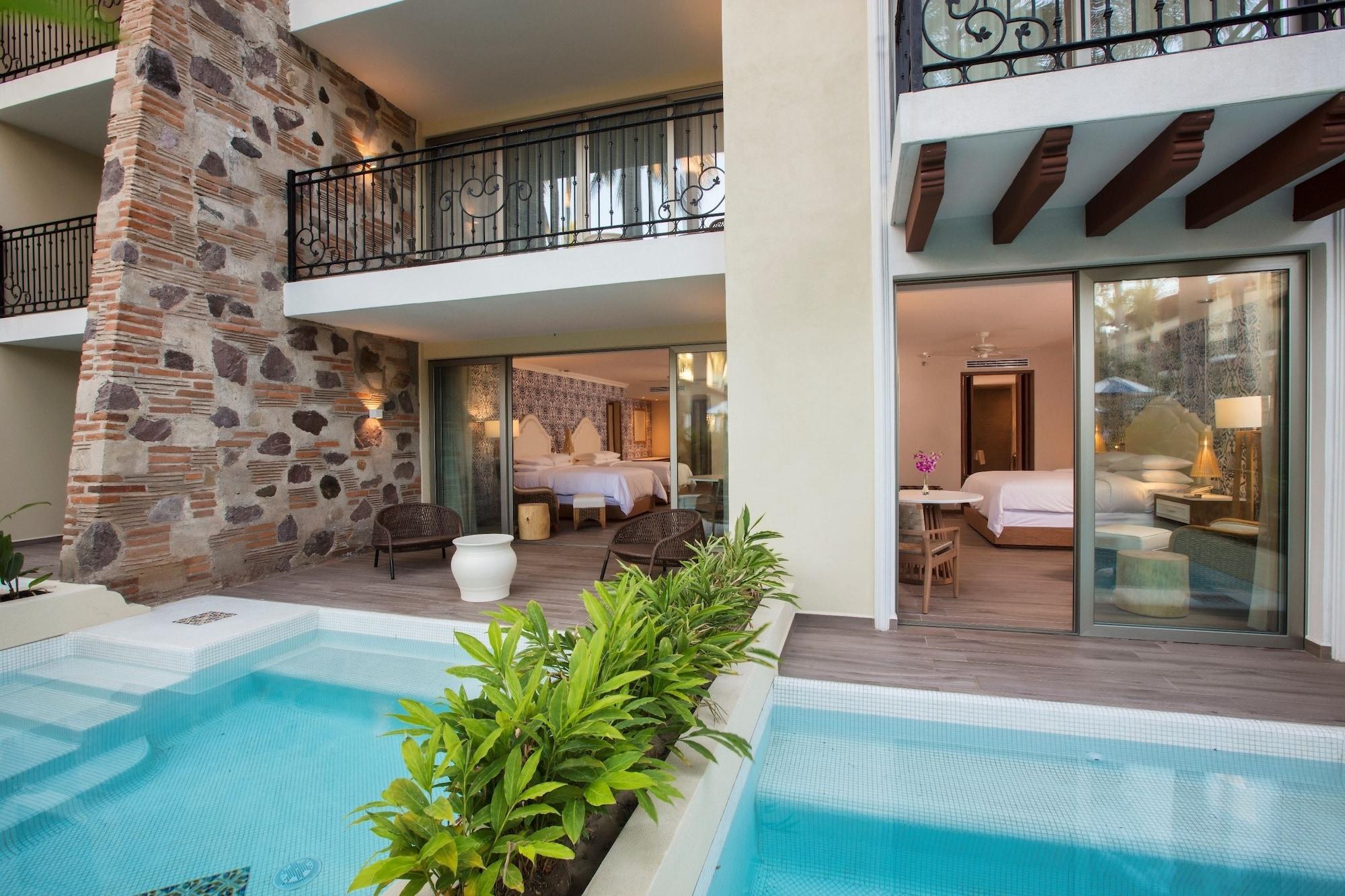 Resort Krystal Grand