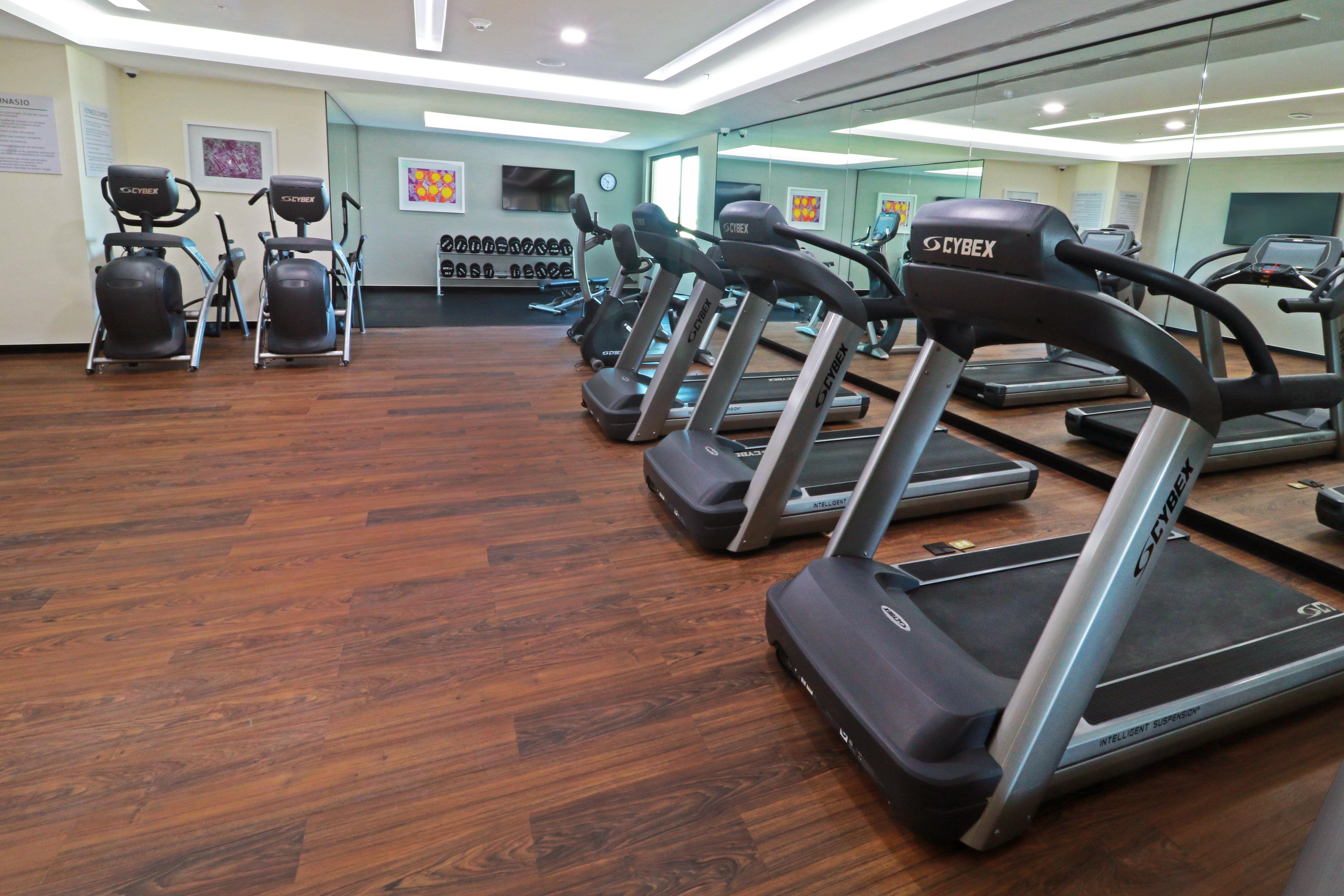 Inn&suites - Marina&golf, An Ihg 3* Puerto Vallarta