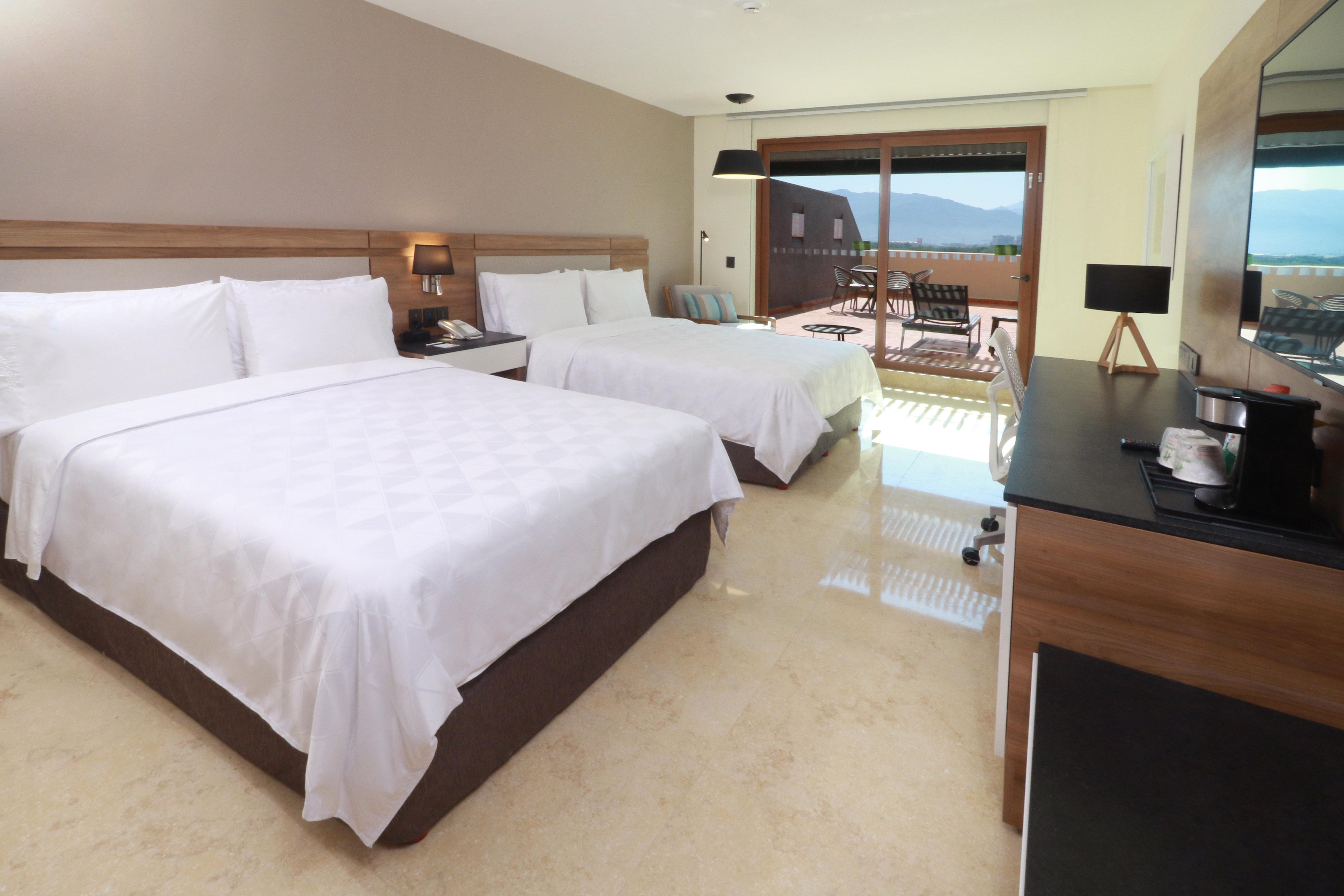 Inn&suites - Marina&golf, An Ihg Hotel Puerto Vallarta