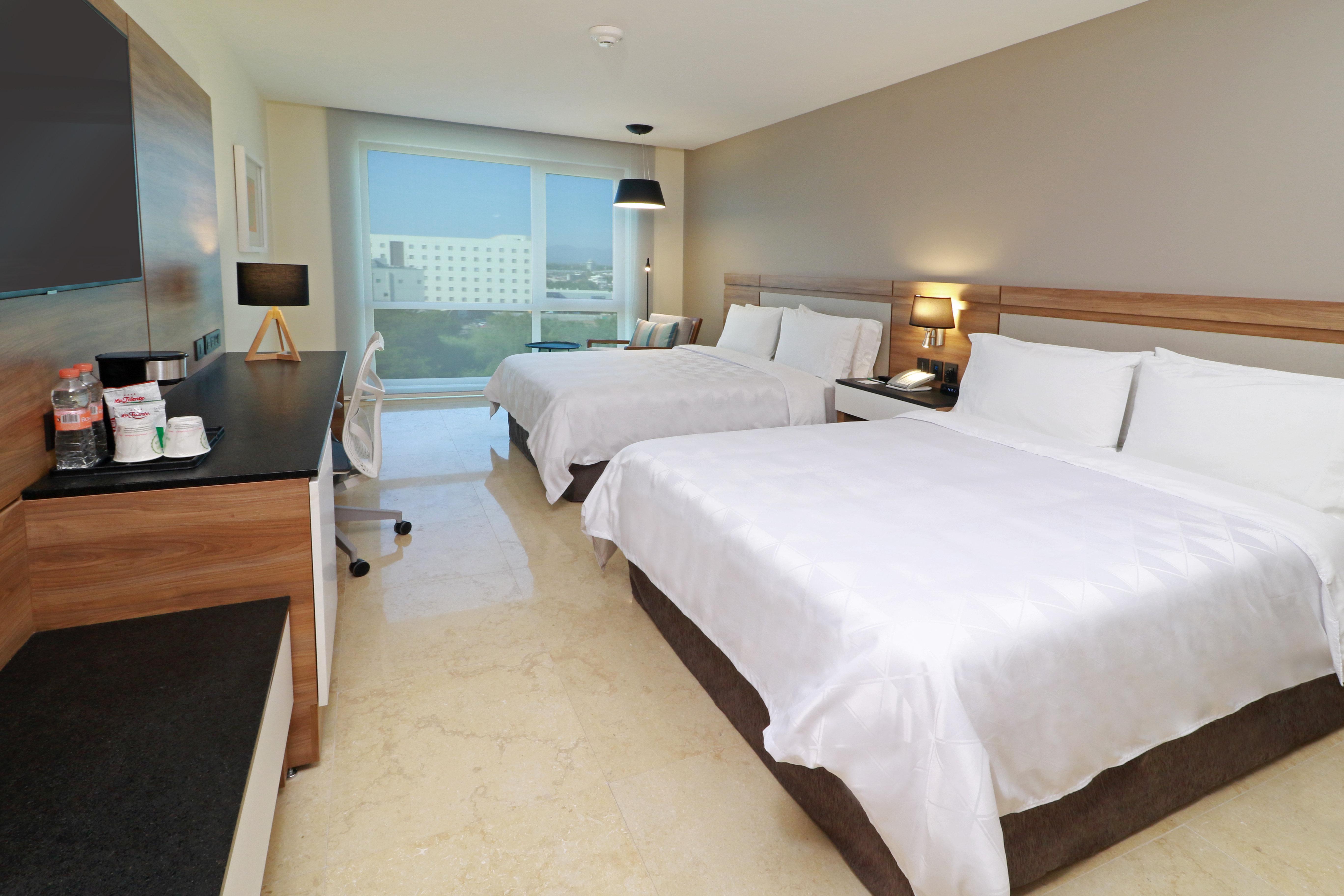 Hotel Inn&suites - Marina&golf, An Ihg 3*