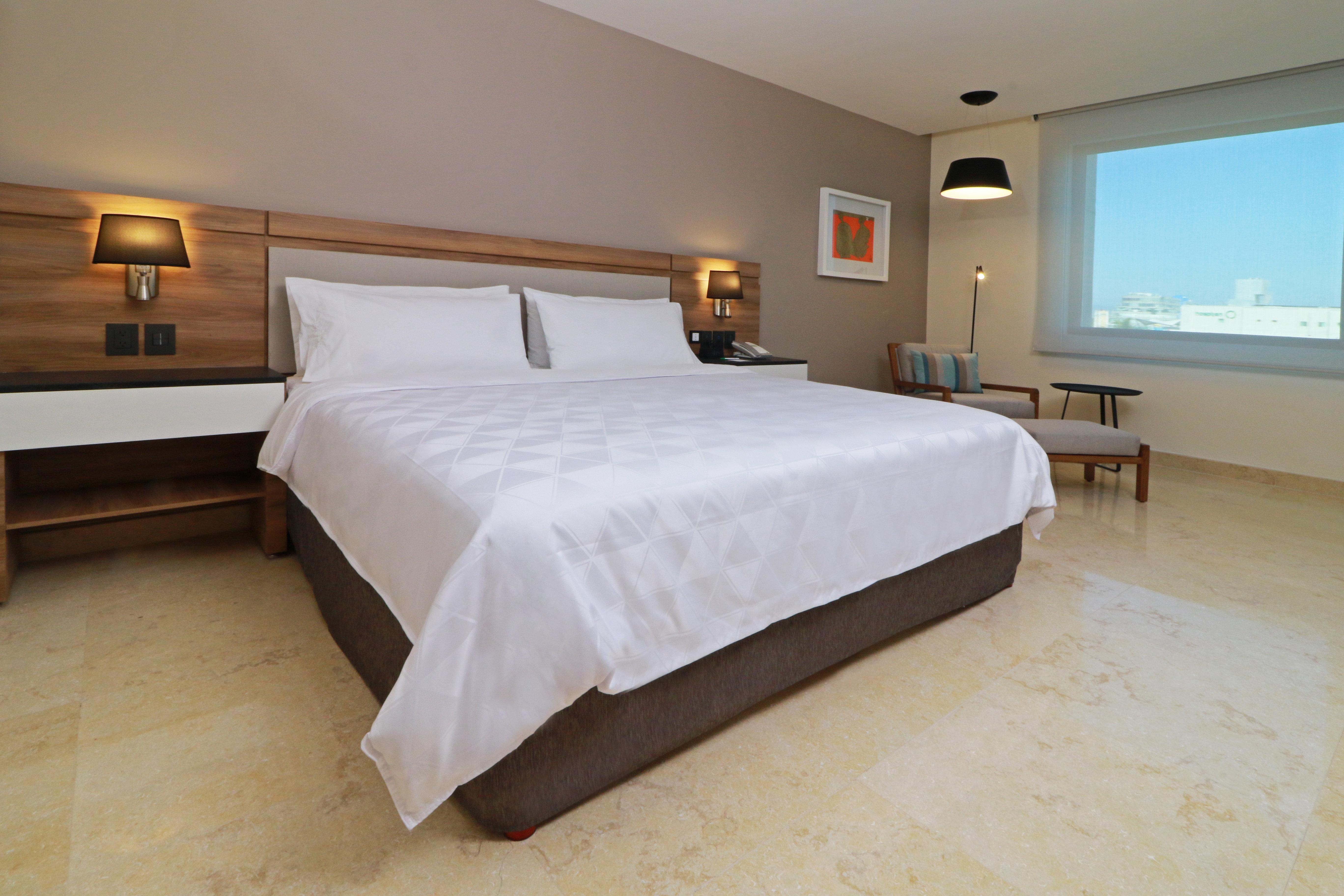 Hotel Inn&suites - Marina&golf, An Ihg