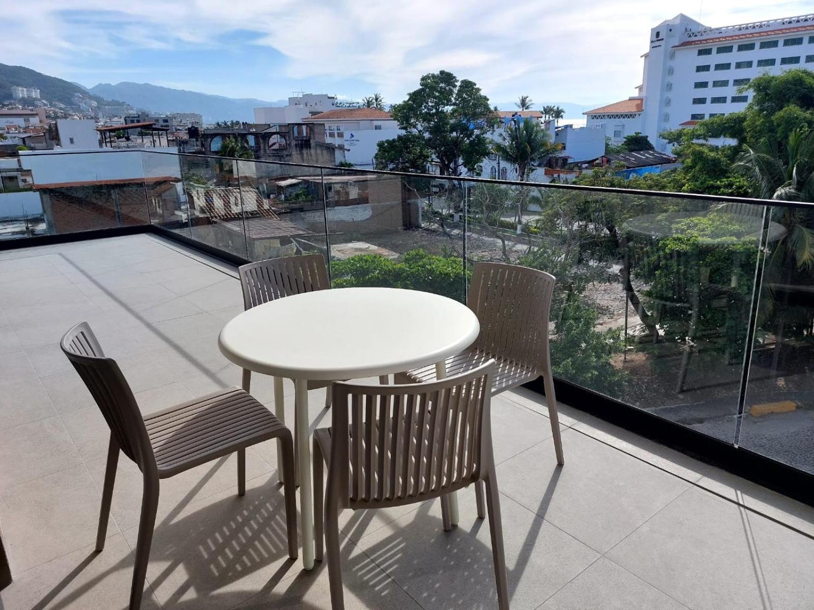 105 Downtown, Rooftop - Ocean View Apartamento Puerto Vallarta