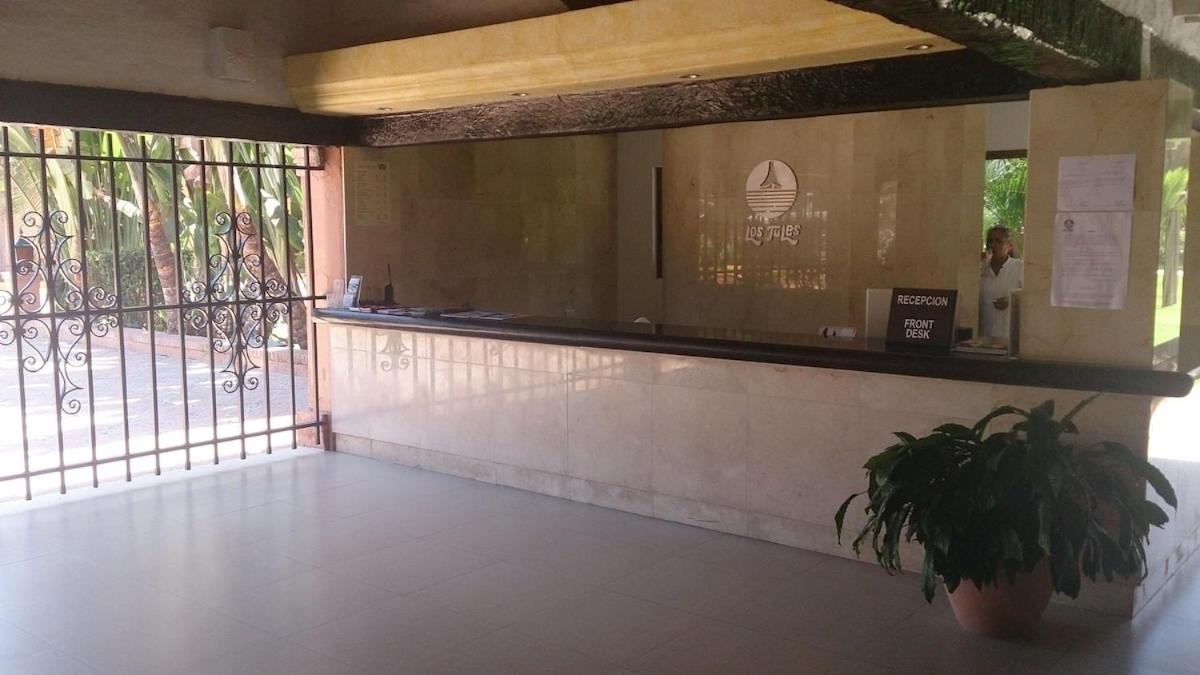 Tules King Hotel 4*