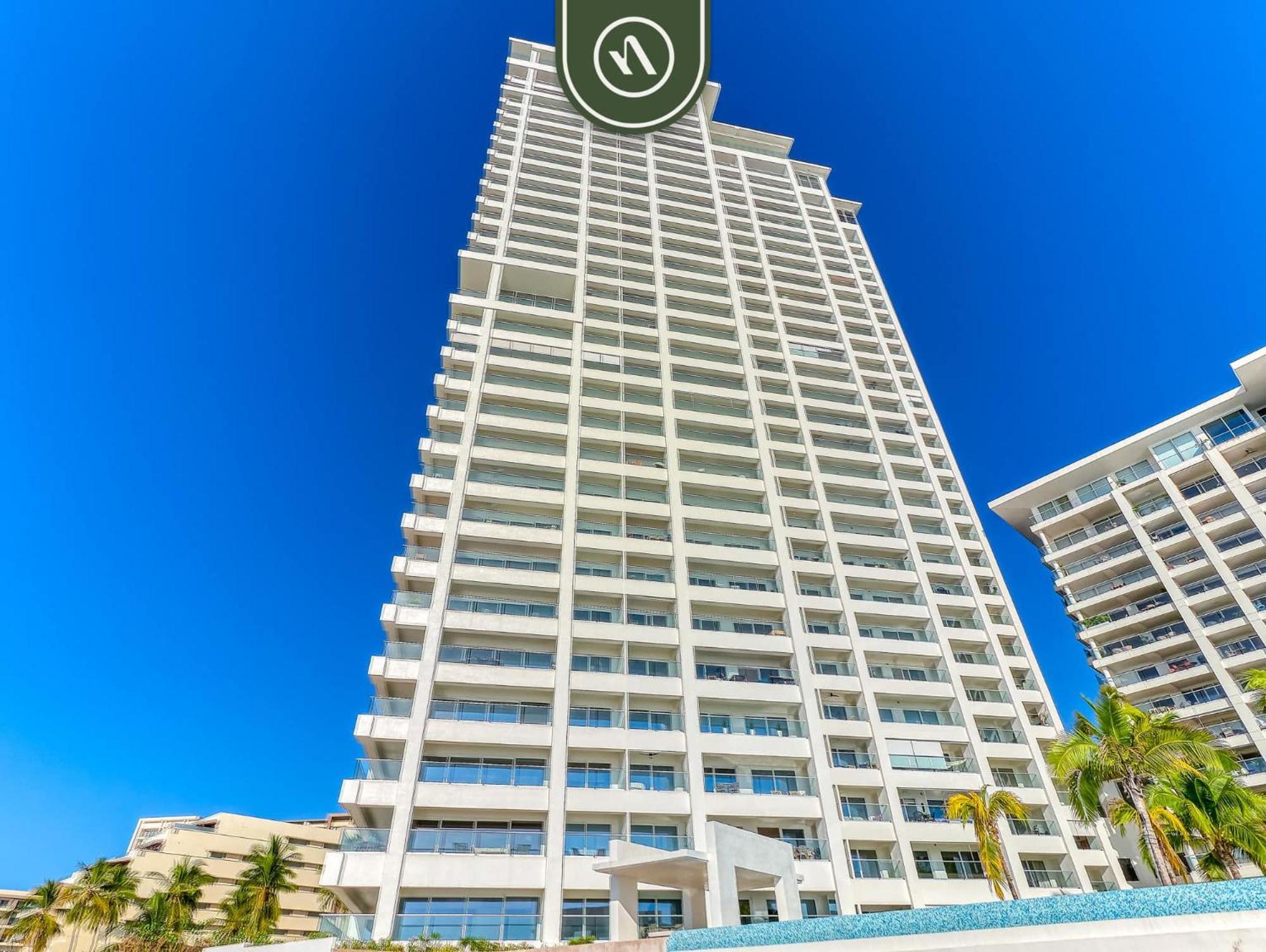 Apartment Luxury 4 Bedroom Right Next To The - Pools