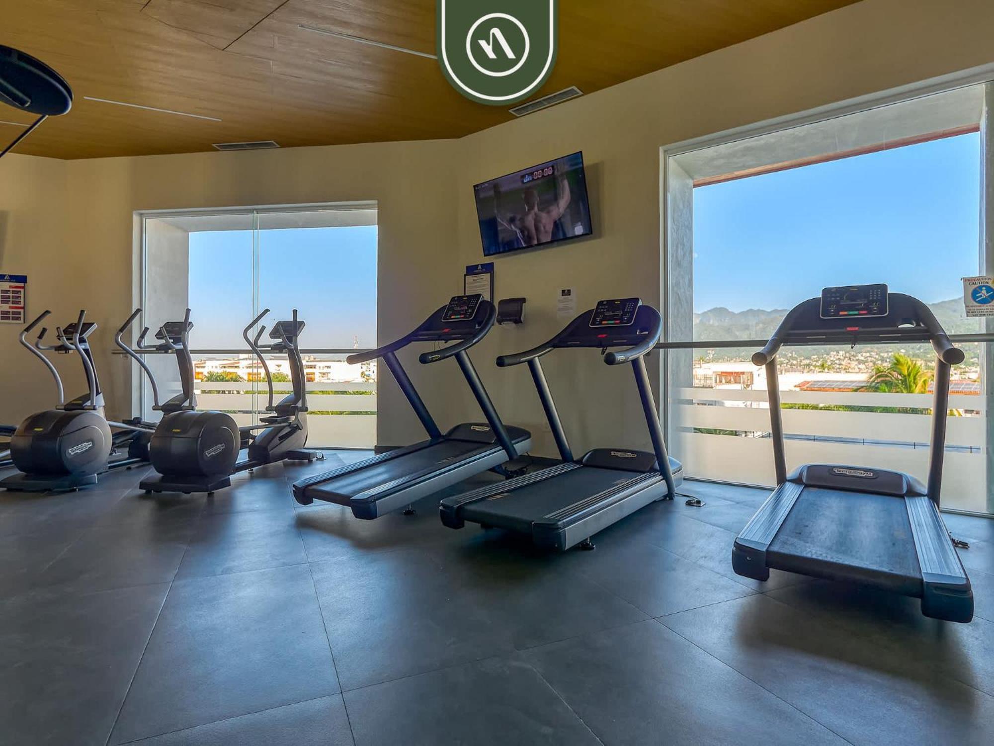 Luxury 4 Bedroom Right Next To The - Pools Apartment *