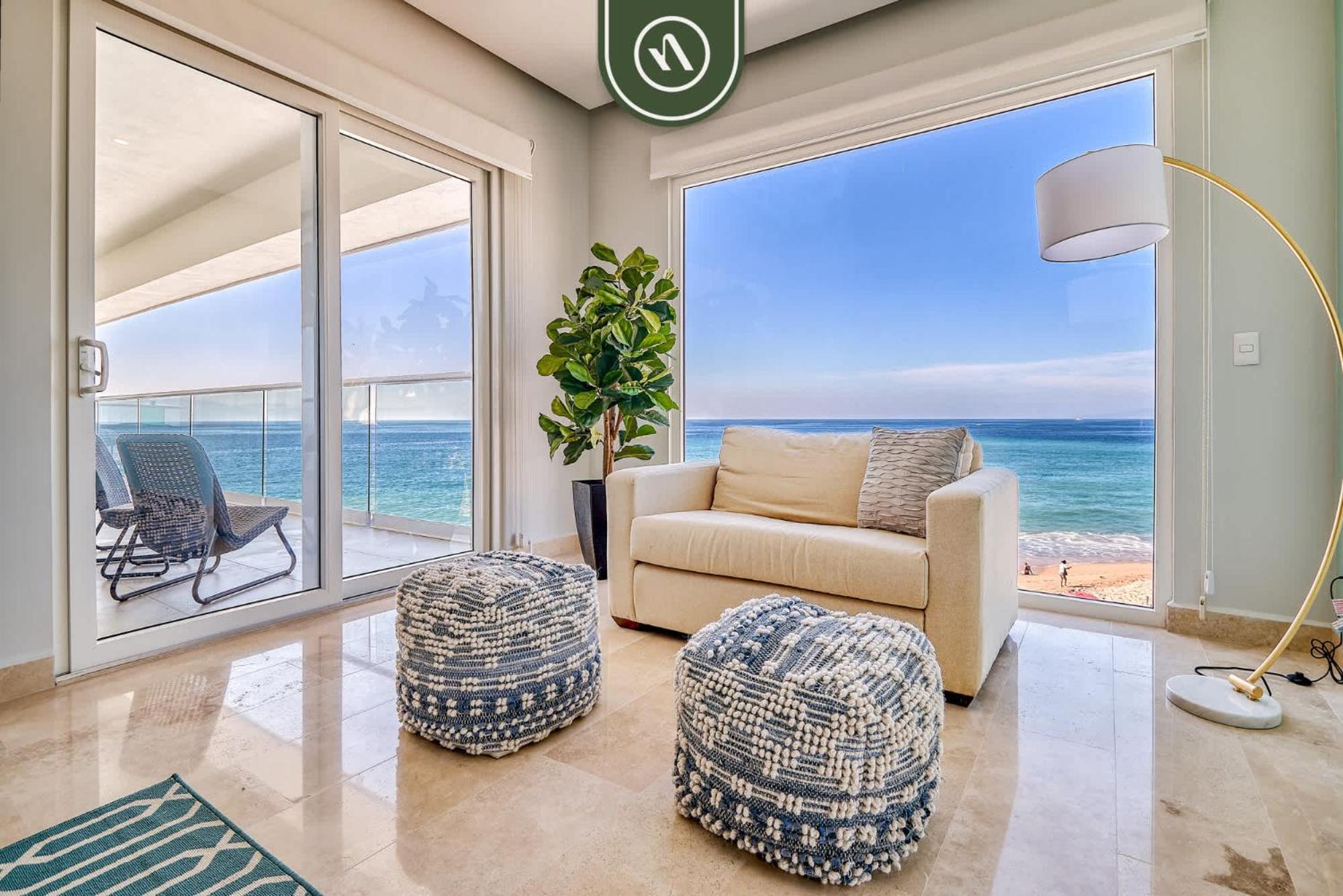 Luxury 4 Bedroom Right Next To The - Pools